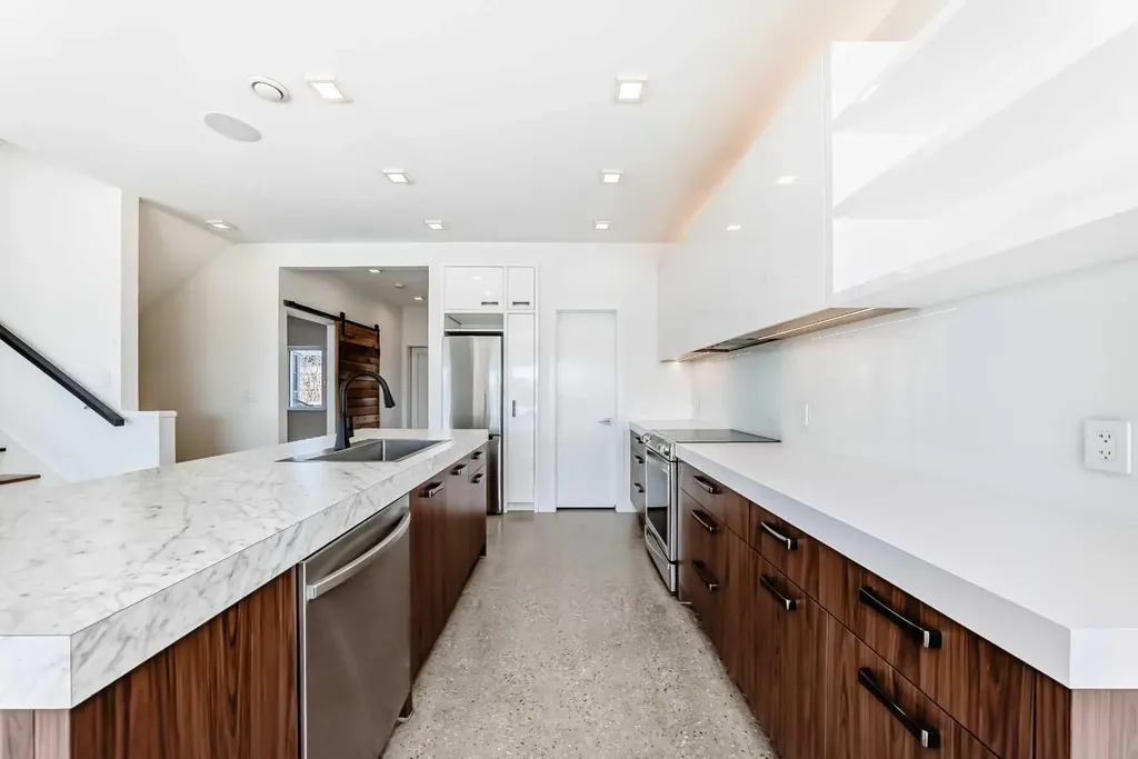 53 Rockhaven Green NW Calgary AB T3G0C5