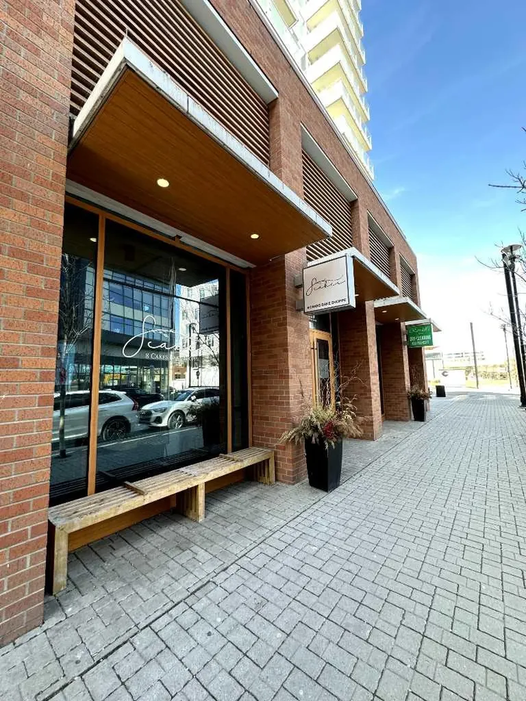 535 8 Avenue SE Calgary AB T2G5S9