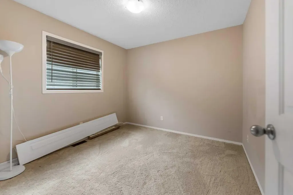 49 Skyview Ranch Boulevard NE Calgary AB T3N 0G8