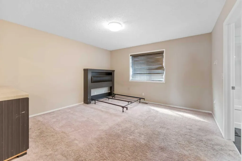 49 Skyview Ranch Boulevard NE Calgary AB T3N 0G8