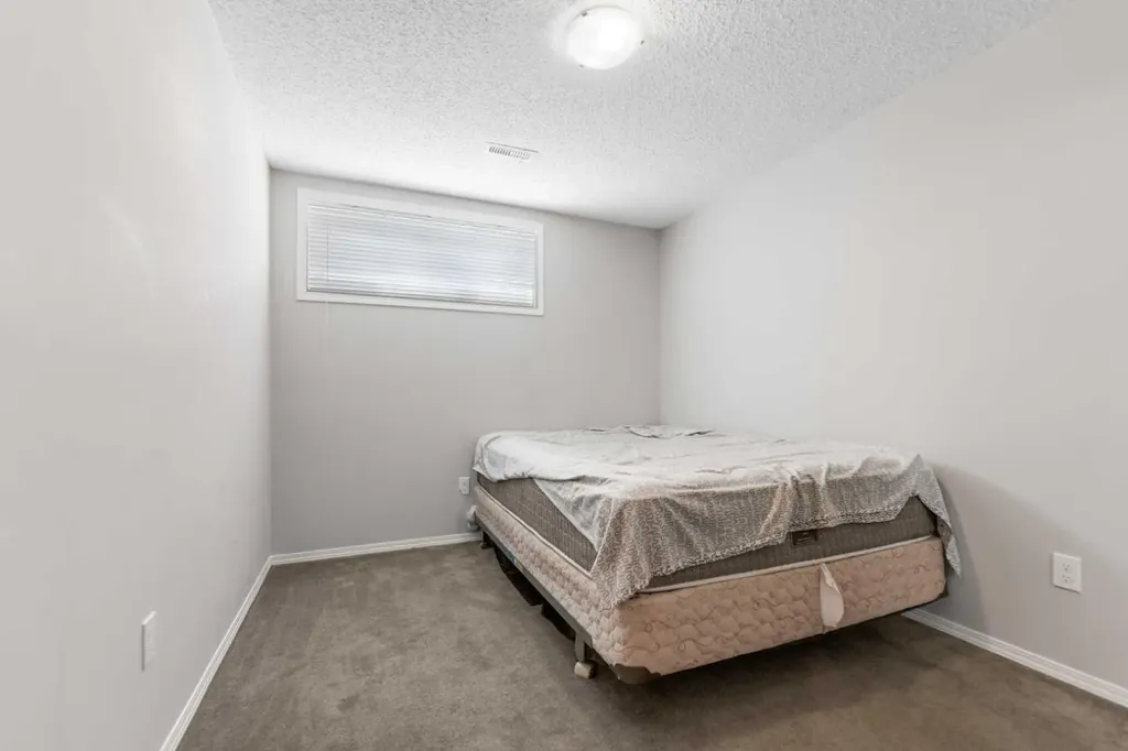 49 Skyview Ranch Boulevard NE Calgary AB T3N 0G8