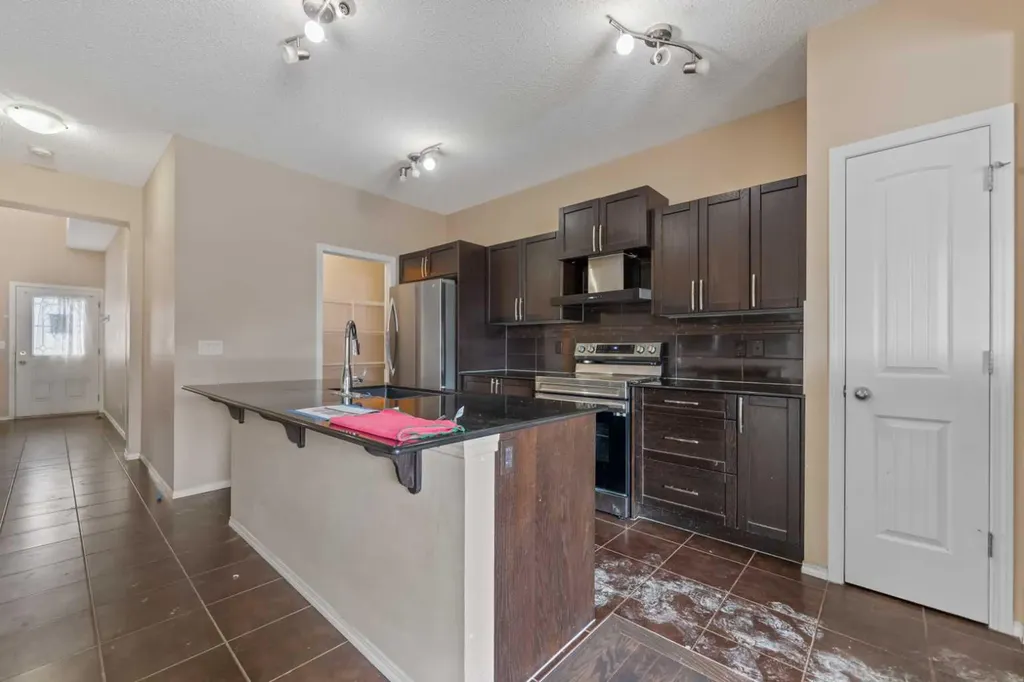 49 Skyview Ranch Boulevard NE Calgary AB T3N 0G8