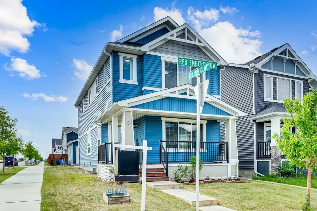 5 Red Embers Row NE Calgary AB T3N 0R4