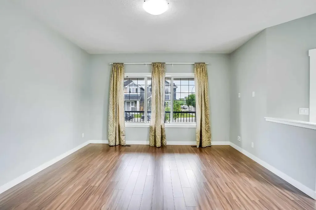 5 Red Embers Row NE Calgary AB T3N 0R4