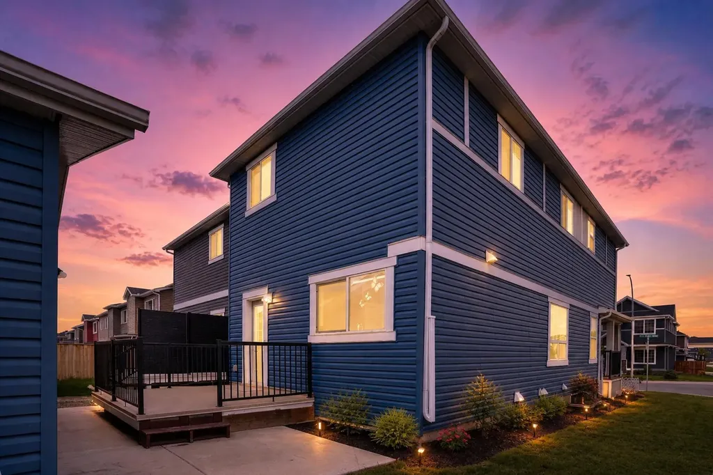 5 Red Embers Row NE Calgary AB T3N 0R4