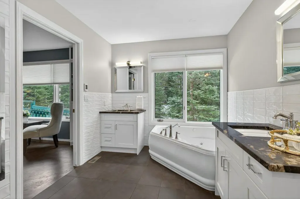 39 Highlands Terrace Bragg Creek AB T0L 0K0