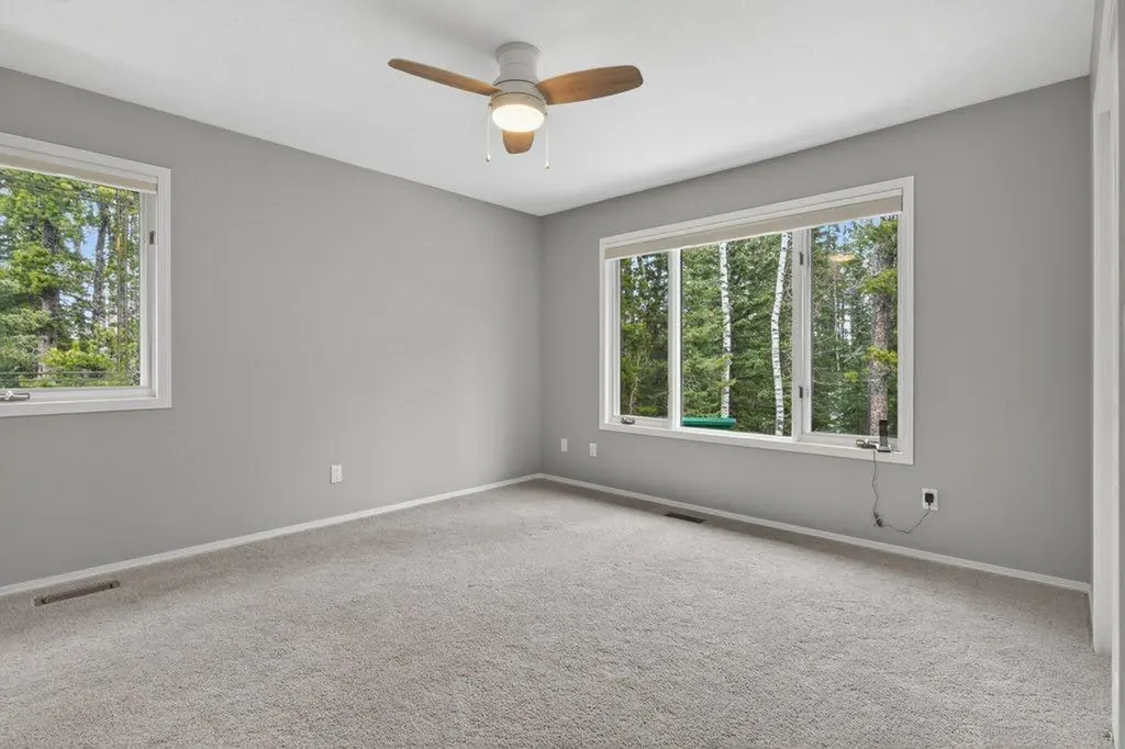 39 Highlands Terrace Bragg Creek AB T0L 0K0