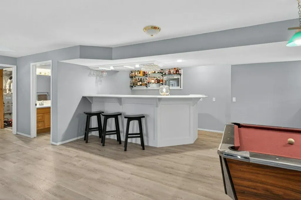 39 Highlands Terrace Bragg Creek AB T0L 0K0