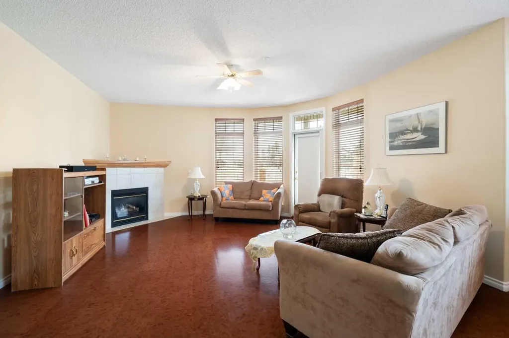 2107 Patterson View SW Calgary AB T3H 3J9