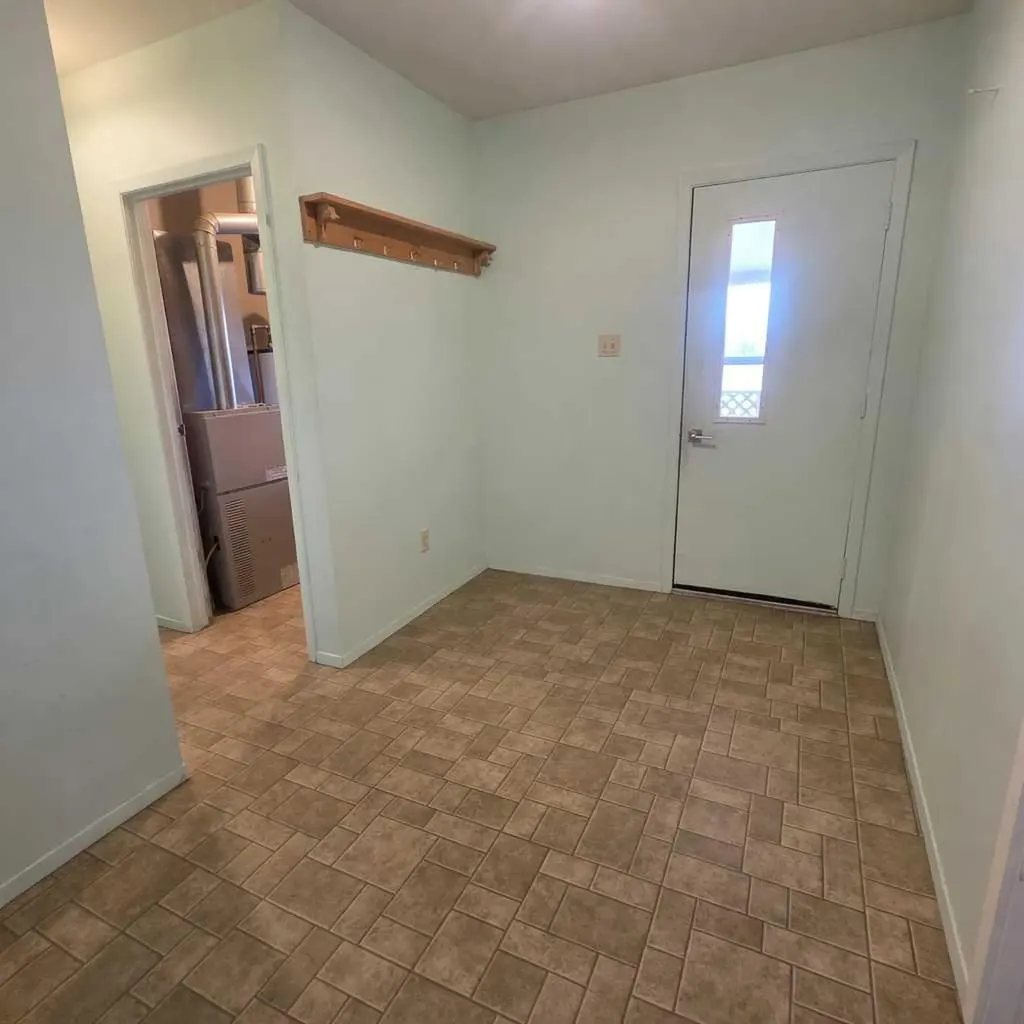 53412 Highway 748 East Rural Yellowhead County AB T7E 3S9