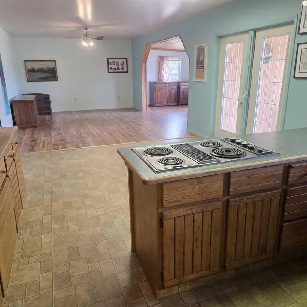53412 Highway 748 East Rural Yellowhead County AB T7E 3S9