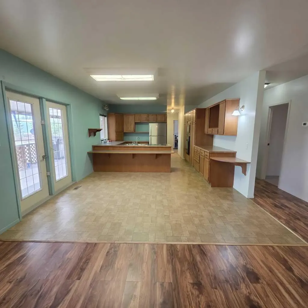 53412 Highway 748 East Rural Yellowhead County AB T7E 3S9