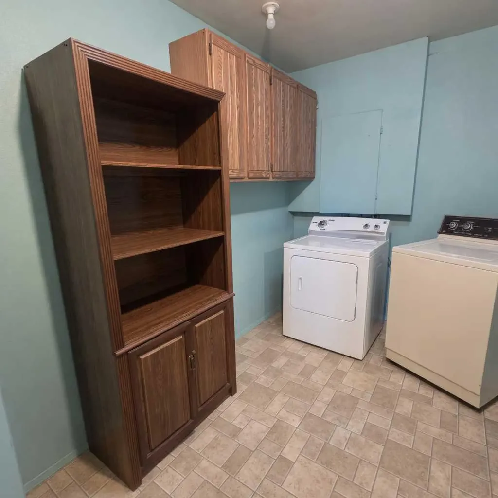 53412 Highway 748 East Rural Yellowhead County AB T7E 3S9