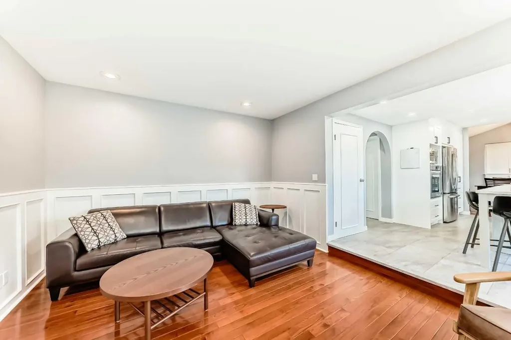 75 Sunmount Crescent SE Calgary AB T2X2G3