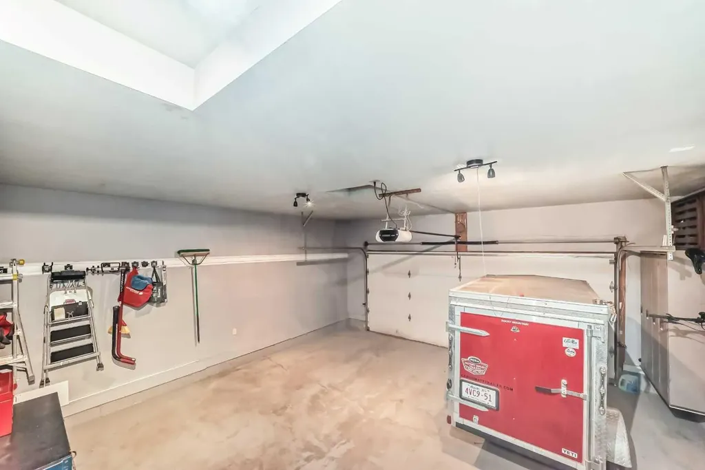 75 Sunmount Crescent SE Calgary AB T2X2G3