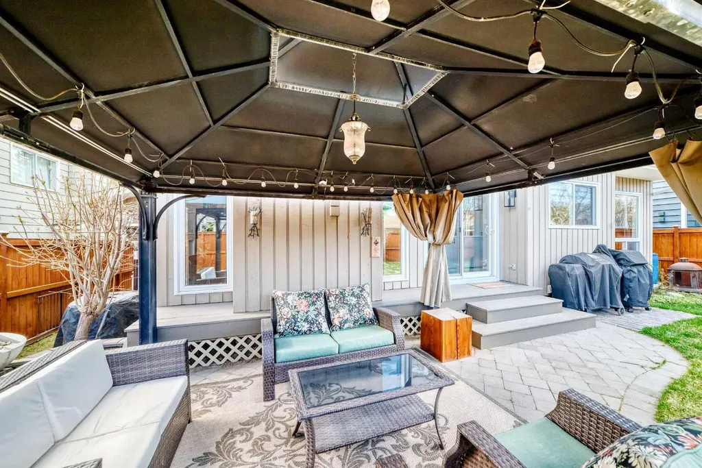 75 Sunmount Crescent SE Calgary AB T2X2G3