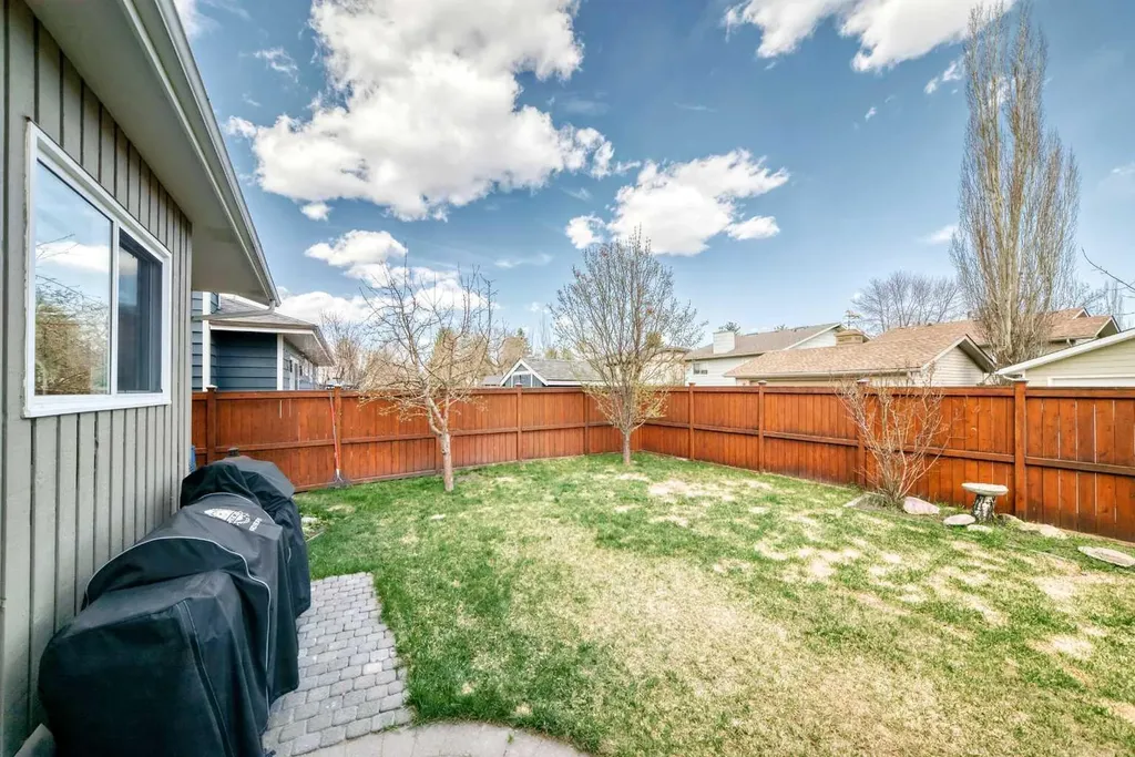 75 Sunmount Crescent SE Calgary AB T2X2G3