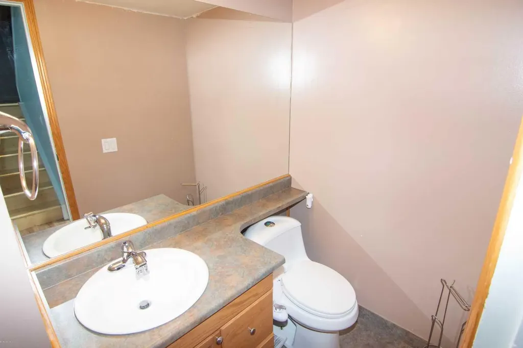100 Pennsylvania Road SE Calgary AB T2A 4Y8