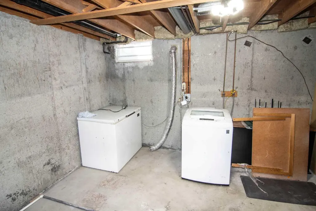 100 Pennsylvania Road SE Calgary AB T2A 4Y8