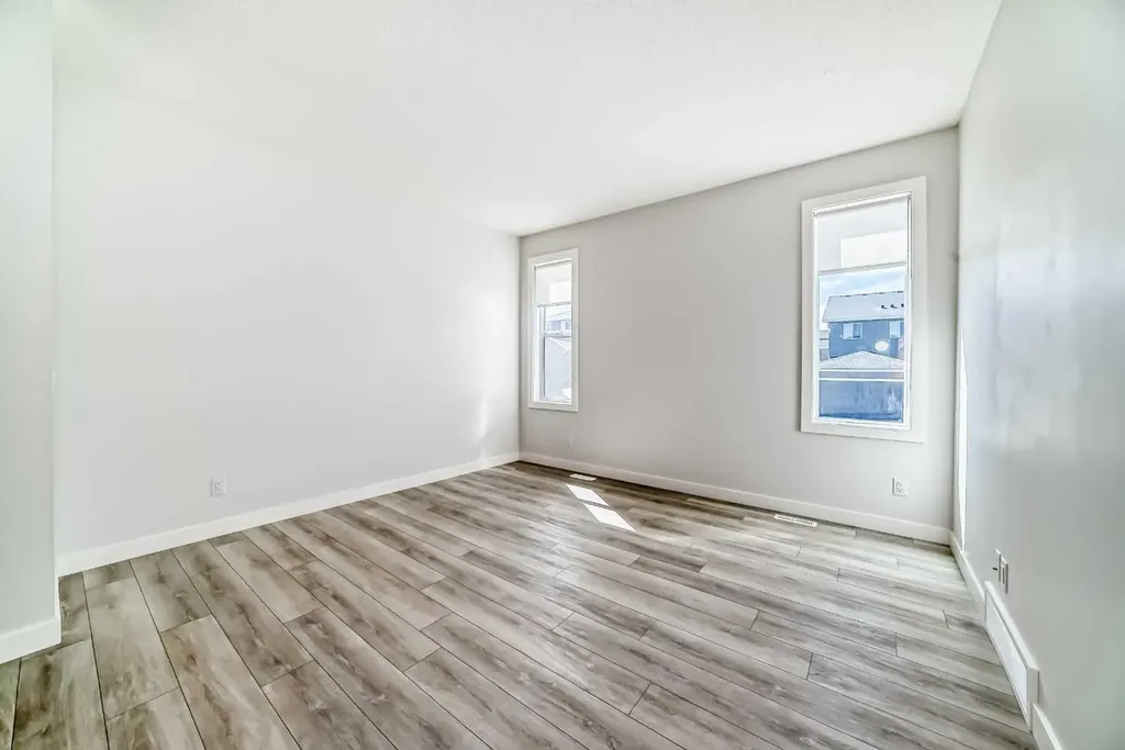 121 Ambleside Heath NW Calgary AB T3P1S4