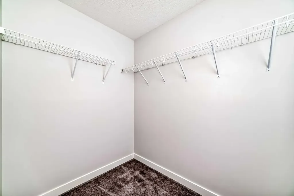 121 Ambleside Heath NW Calgary AB T3P1S4
