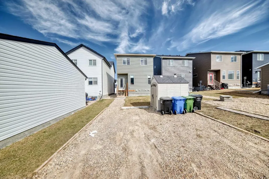 121 Ambleside Heath NW Calgary AB T3P1S4