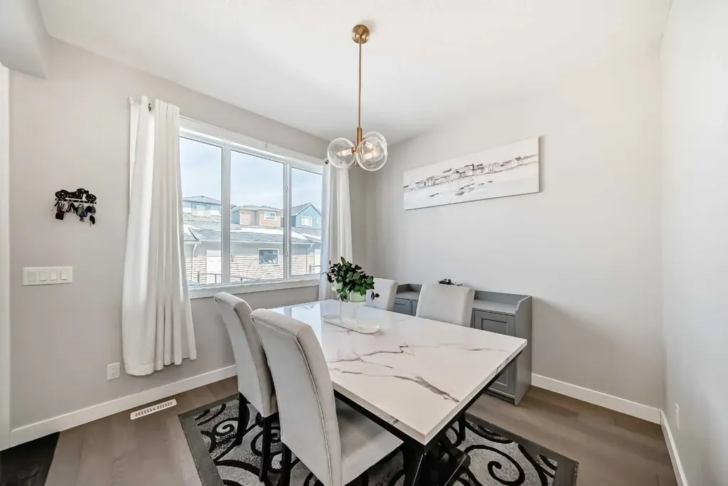 1016 Lanark Boulevard SE Airdrie AB T4A 3L6