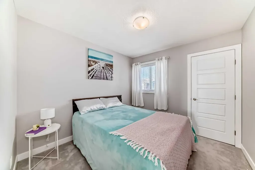 1016 Lanark Boulevard SE Airdrie AB T4A 3L6