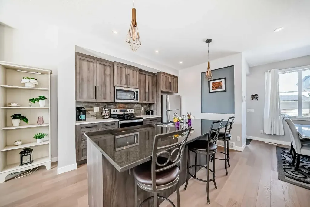 1016 Lanark Boulevard SE Airdrie AB T4A 3L6
