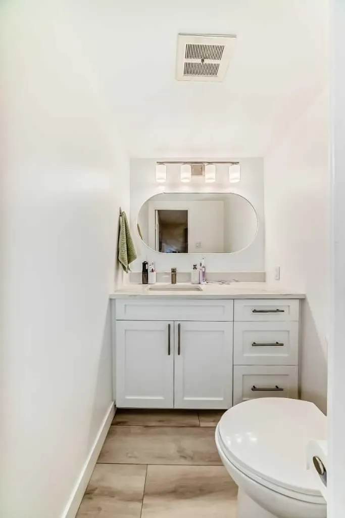 520 Cedar Crescent SW Calgary AB T3C 2Y8