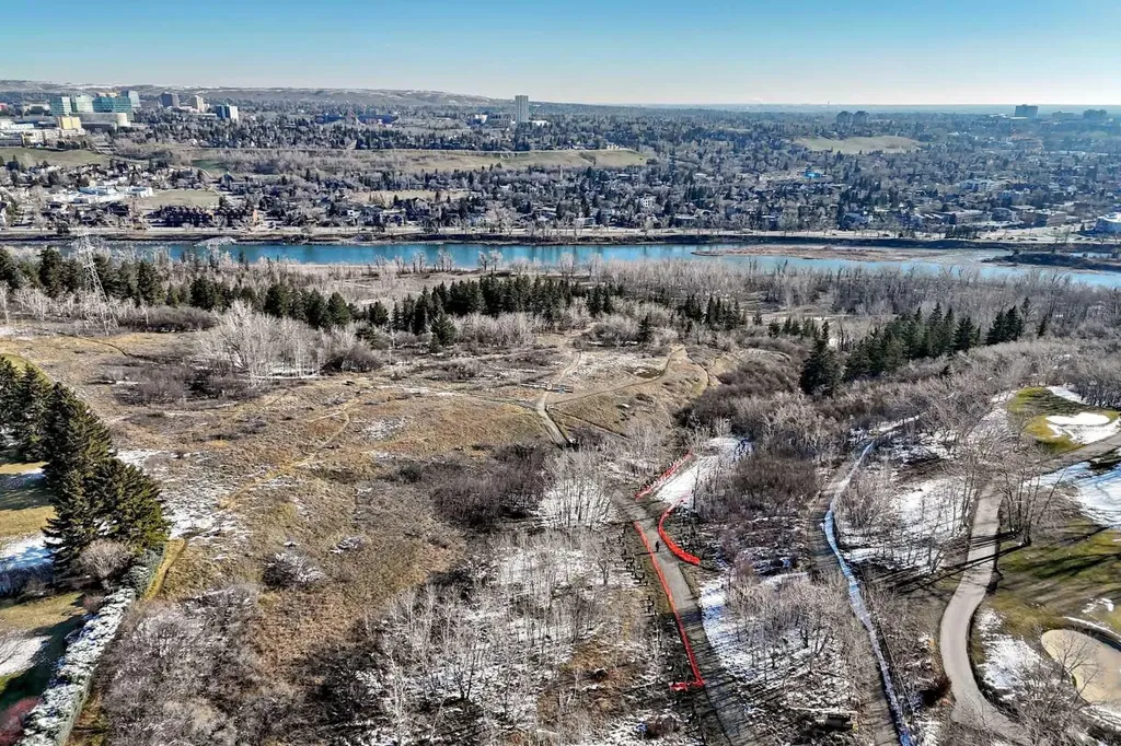 520 Cedar Crescent SW Calgary AB T3C 2Y8