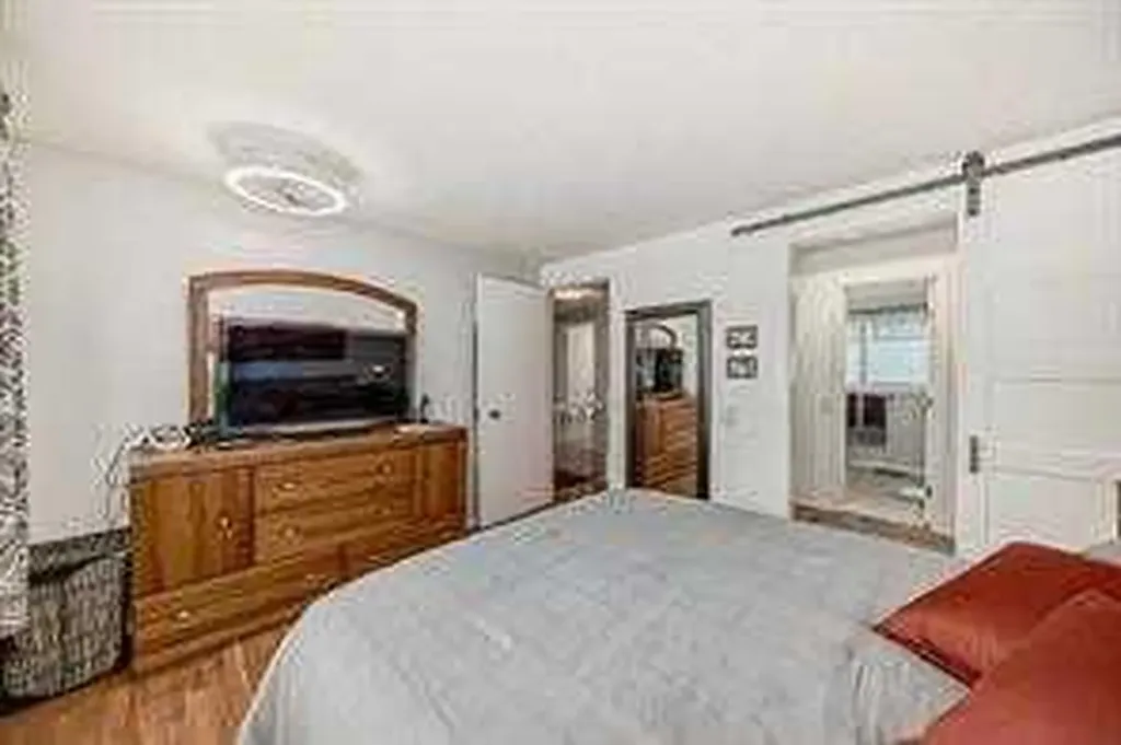 420 Whitehorn Place NE Calgary AB T1Y2B1