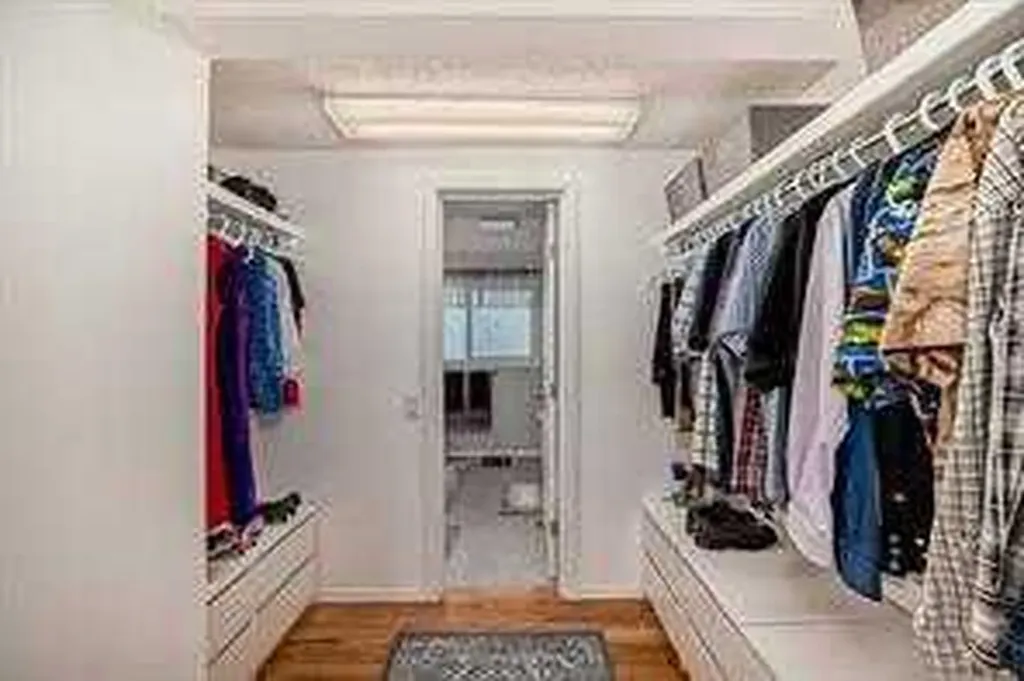420 Whitehorn Place NE Calgary AB T1Y2B1