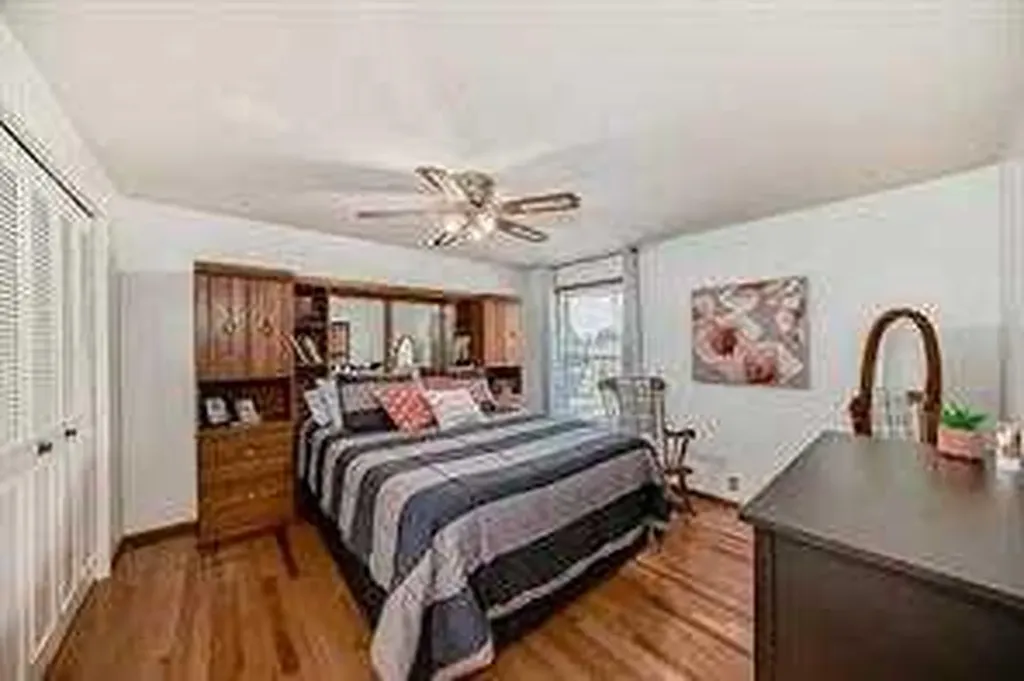 420 Whitehorn Place NE Calgary AB T1Y2B1