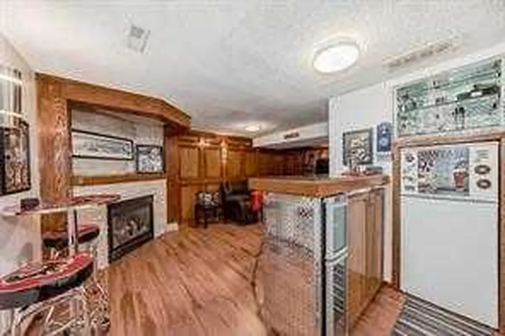 420 Whitehorn Place NE Calgary AB T1Y2B1