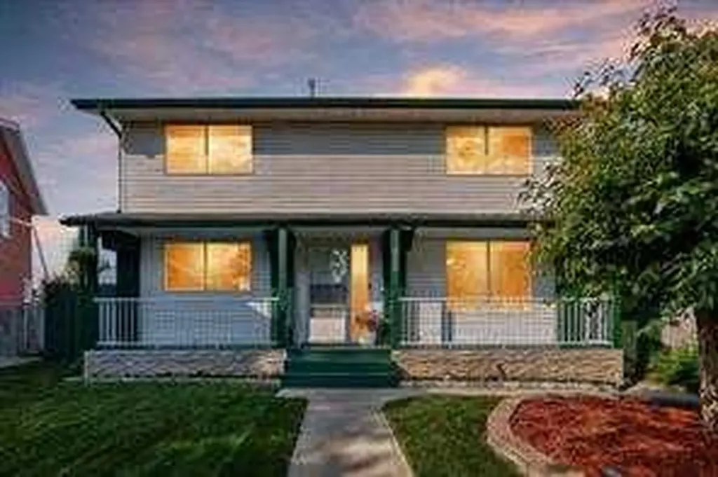 420 Whitehorn Place NE Calgary AB T1Y2B1