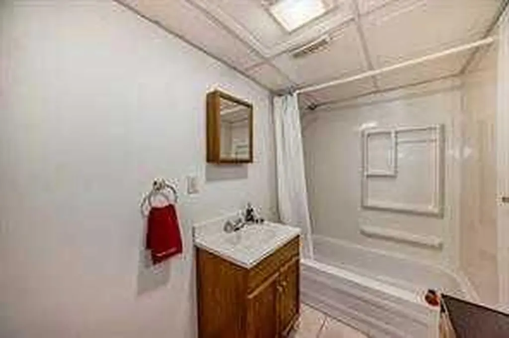420 Whitehorn Place NE Calgary AB T1Y2B1