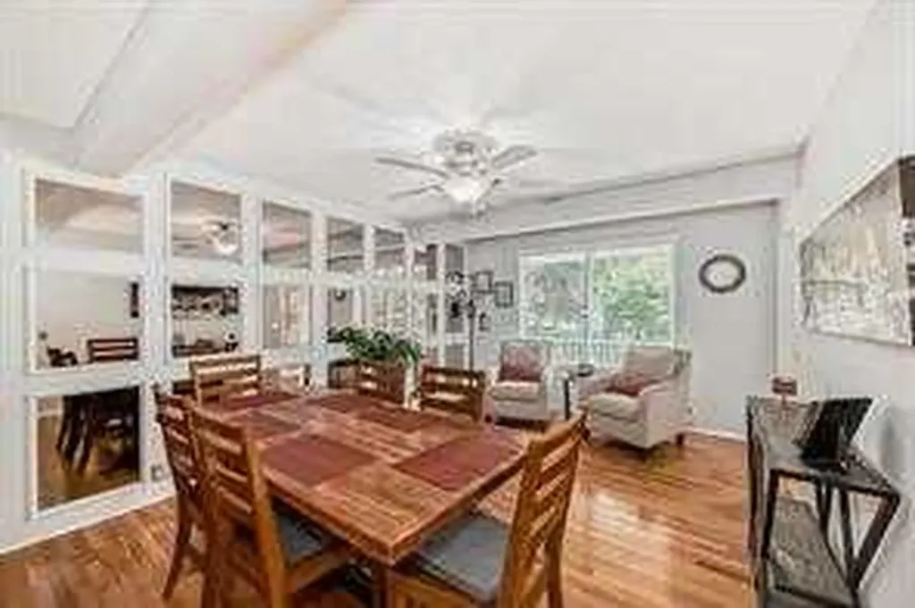 420 Whitehorn Place NE Calgary AB T1Y2B1