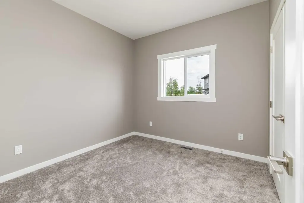 52 Everson Close Red Deer AB T4P 3H8