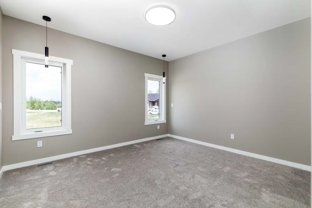 52 Everson Close Red Deer AB T4P 3H8
