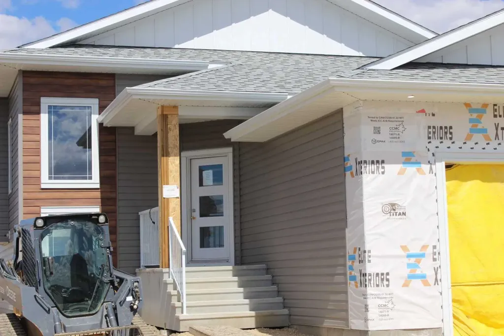 52 Everson Close Red Deer AB T4P 3H8