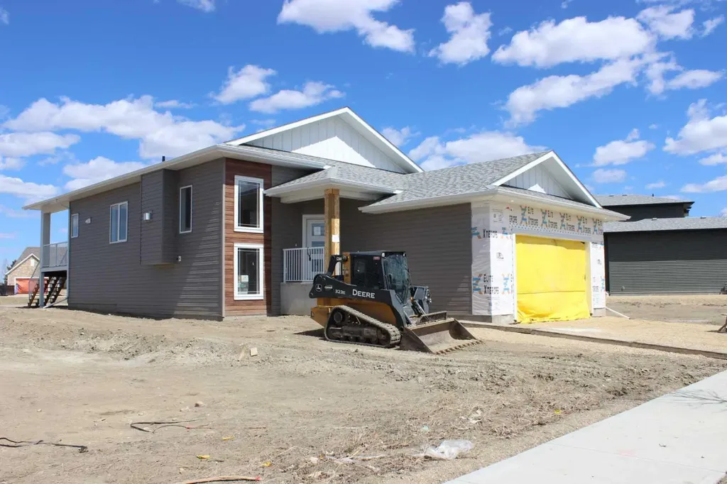 52 Everson Close Red Deer AB T4P 3H8
