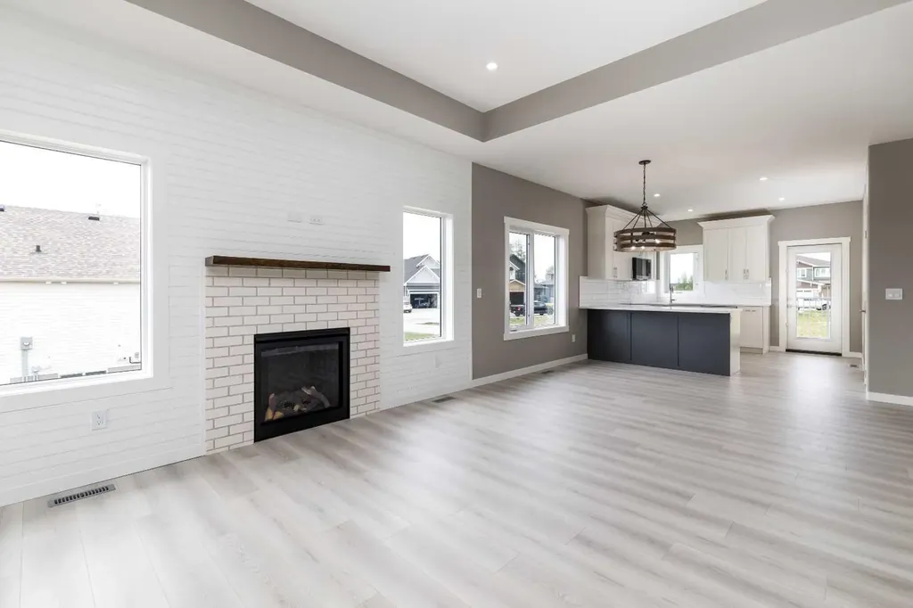 52 Everson Close Red Deer AB T4P 3H8