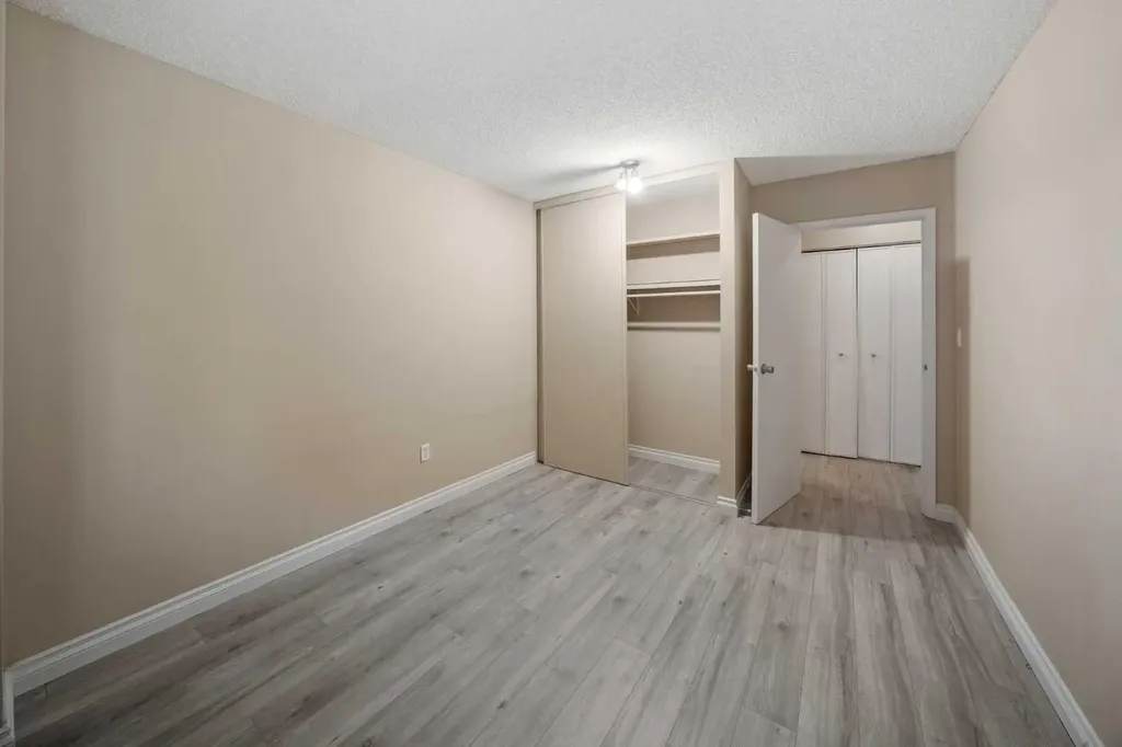 1334 12 Avenue SW Calgary AB T3C 3R9