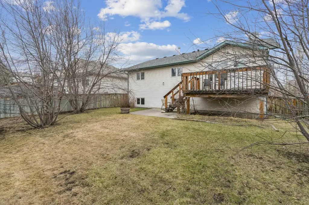 10 Bow Ridge Lane Cochrane AB T4C 1T6
