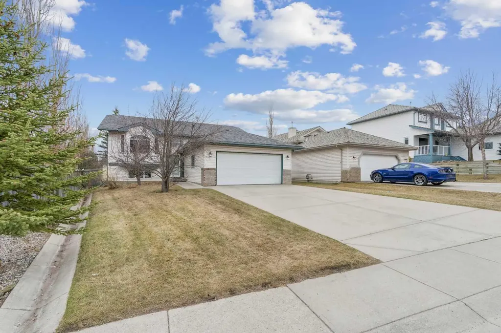 10 Bow Ridge Lane Cochrane AB T4C 1T6