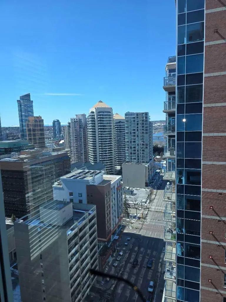 910 5 Avenue SW Calgary AB T2P 0C3