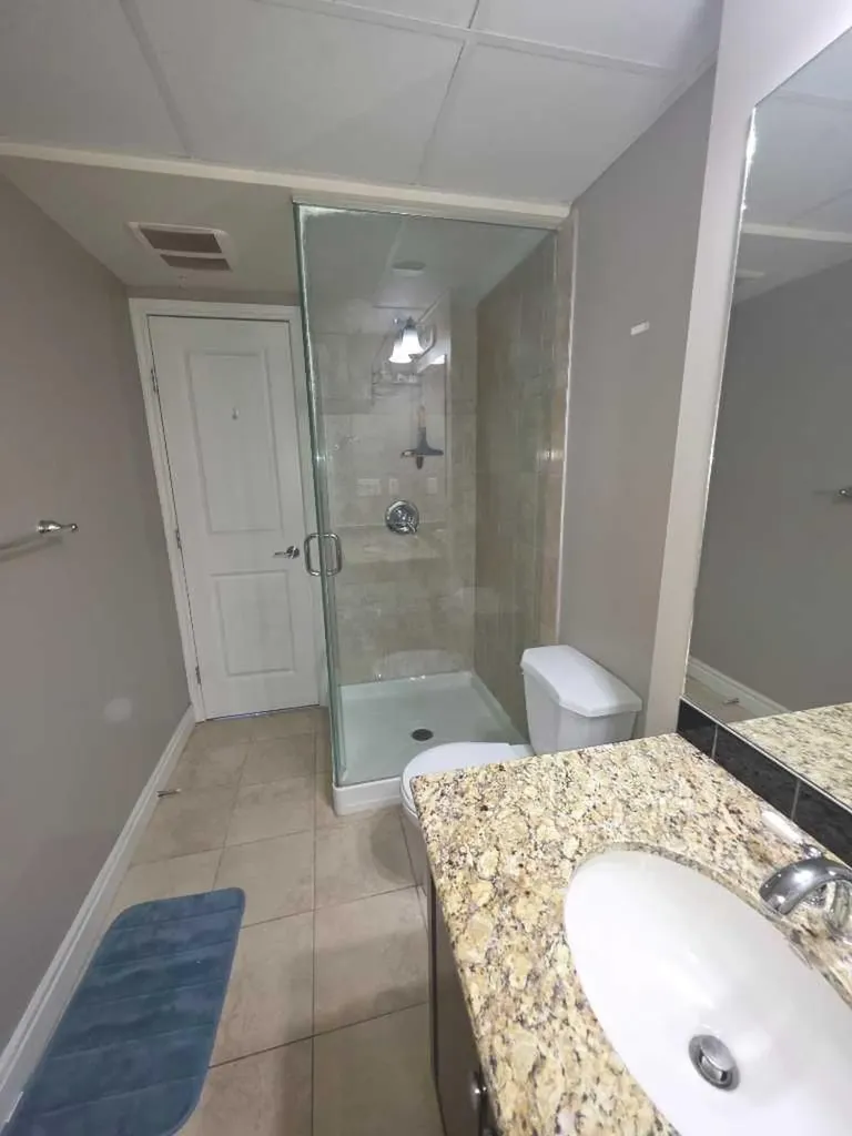 910 5 Avenue SW Calgary AB T2P 0C3