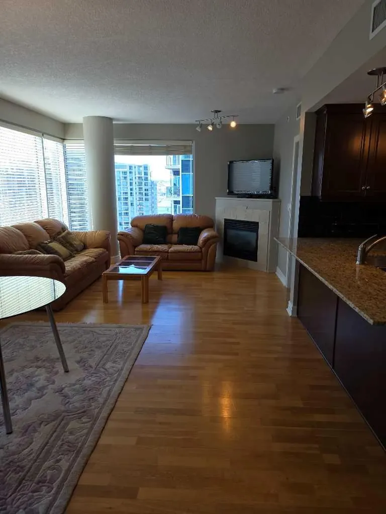 910 5 Avenue SW Calgary AB T2P 0C3
