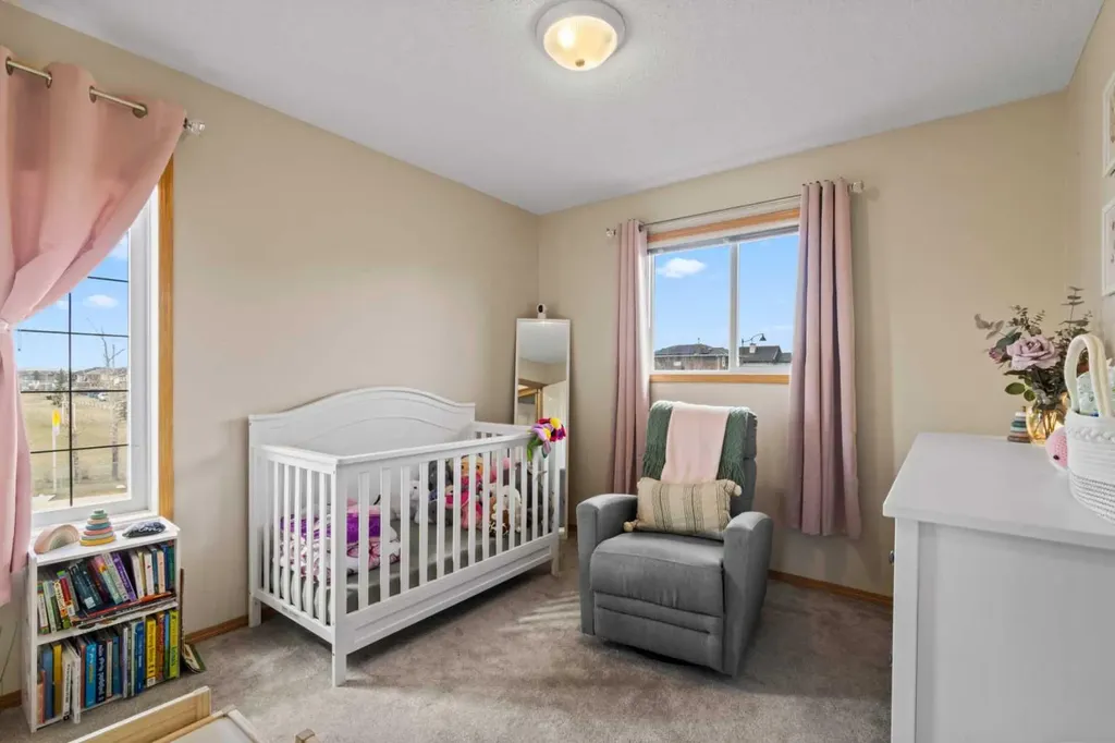 10 Taralea Bay NE Calgary AB T3J 5H1